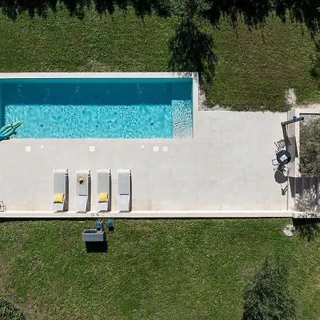 Einzigartiges Steinhaus Mit Privatpool, Grossem Garten, Grill, Liegen *