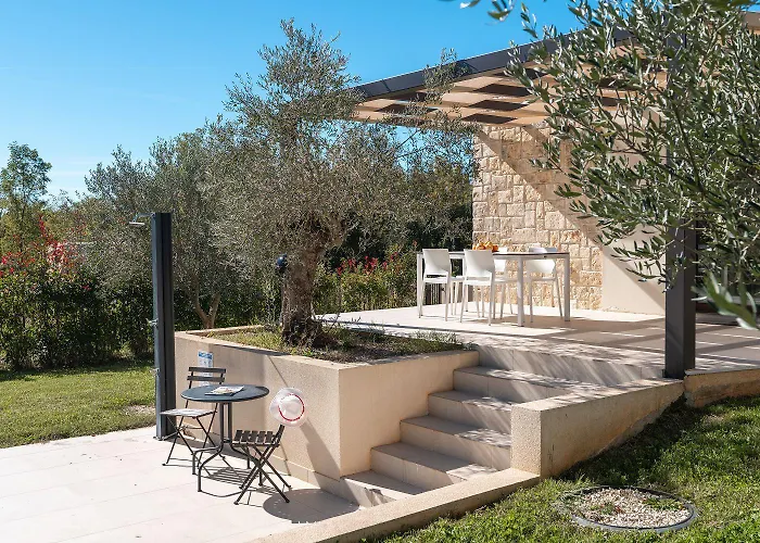 Σπίτι διακοπών Einzigartiges Steinhaus Mit Privatpool, Grossem Garten, Grill, Liegen Višnjan