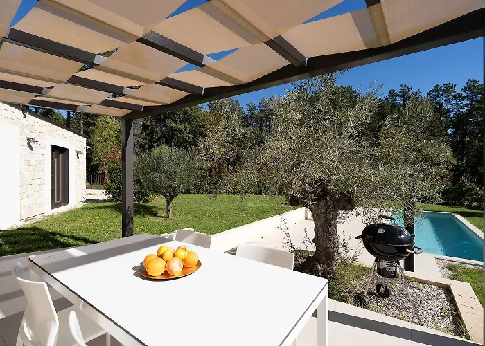 Σπίτι διακοπών Einzigartiges Steinhaus Mit Privatpool, Grossem Garten, Grill, Liegen Višnjan