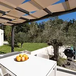 Ferienhaus Einzigartiges Steinhaus Mit Privatpool, Grossem Garten, Grill, Liegen Višnjan